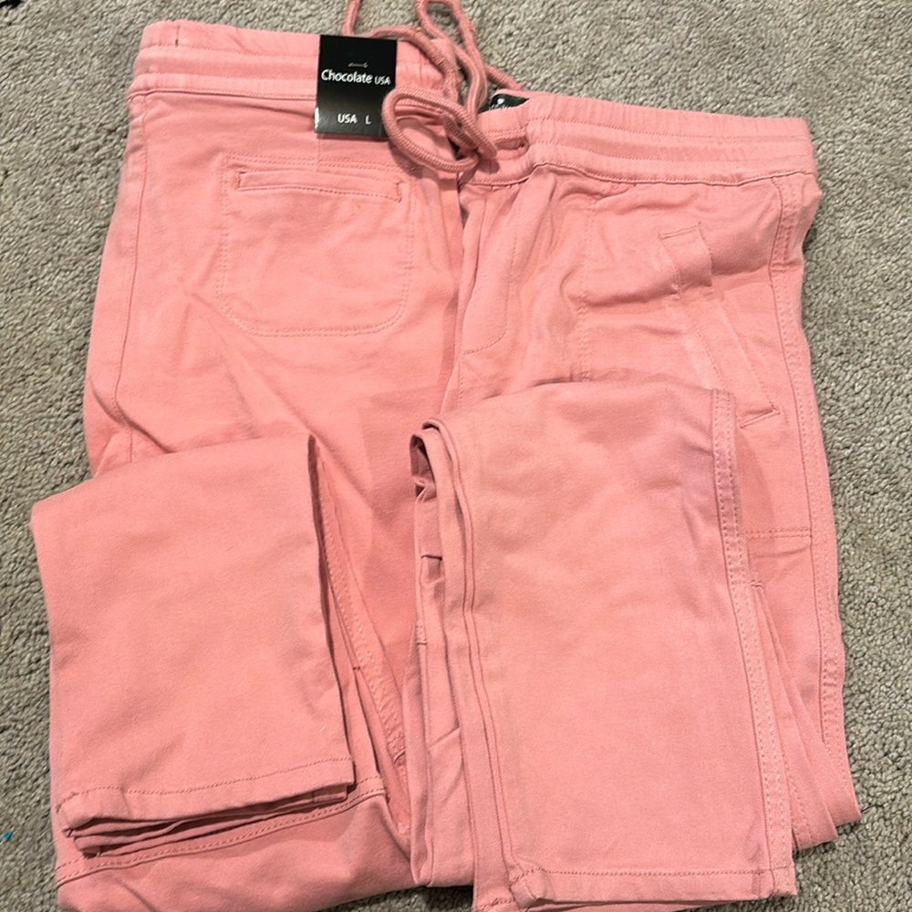 Pink stretch joggers/capris